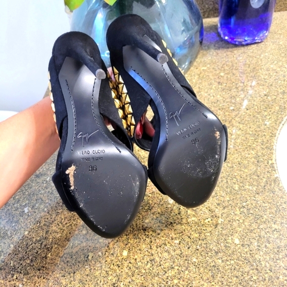 Giuseppe Zanotti - Picture 4 of 5